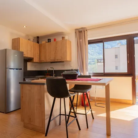 Lumineux A Avec Vue Imprenable Sur Mont Blanc Et Parking 霞慕尼