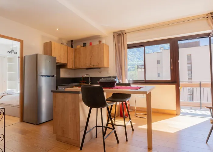 Lumineux A Avec Vue Imprenable Sur Mont Blanc Et Parking Chamonix Mont Blanc